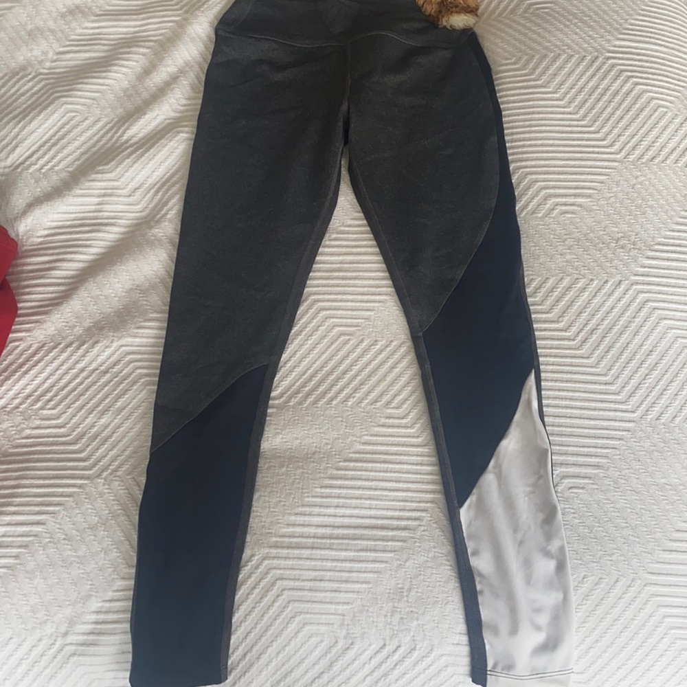 Never Worn Split 59 Workout Leggings - image 1
